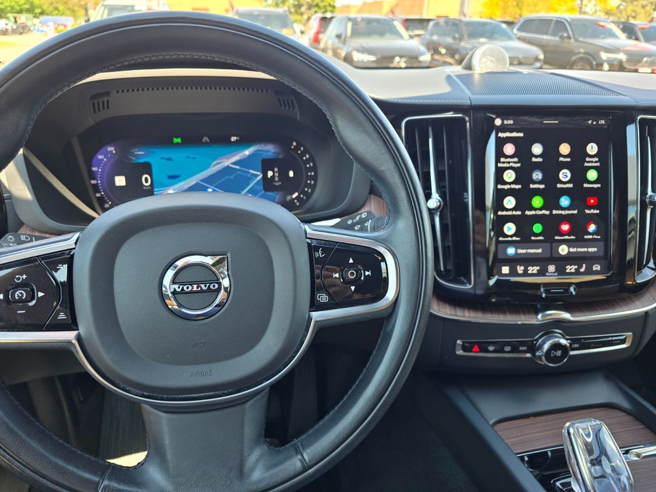 2022 Volvo XC60 INSCRIPTION-27