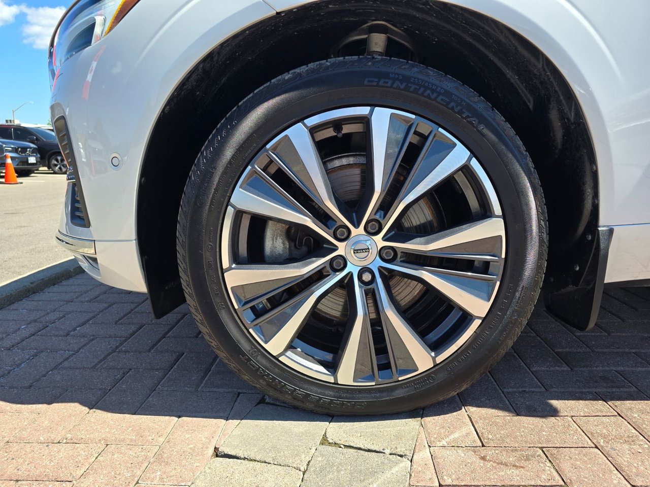 2022 Volvo XC60 INSCRIPTION-7
