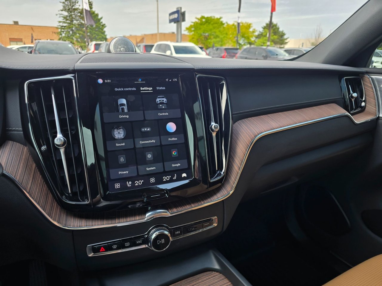 2023 Volvo XC60 ULTIMATE BRIGHT THEME-28