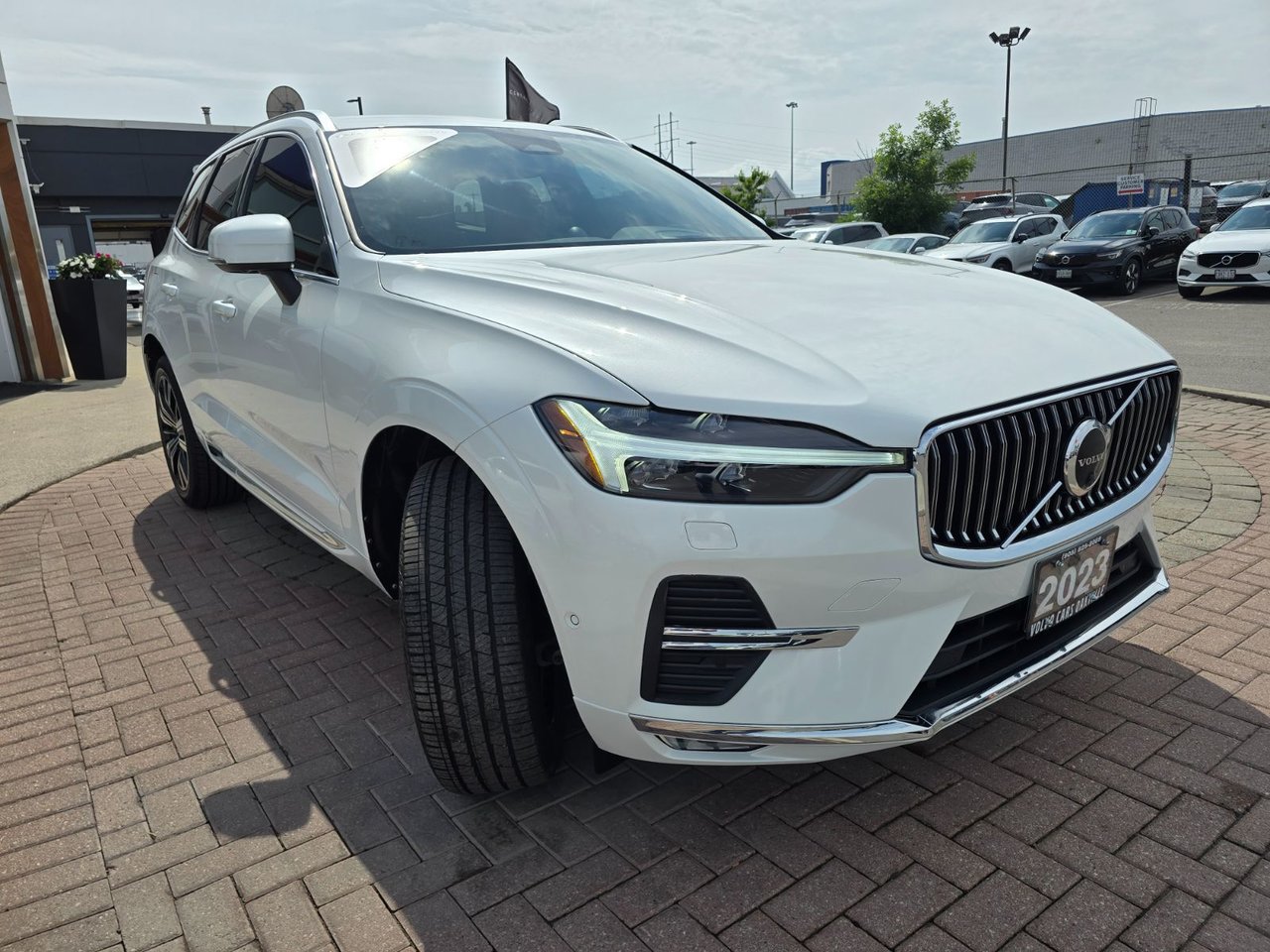 2023 Volvo XC60 ULTIMATE BRIGHT THEME-5