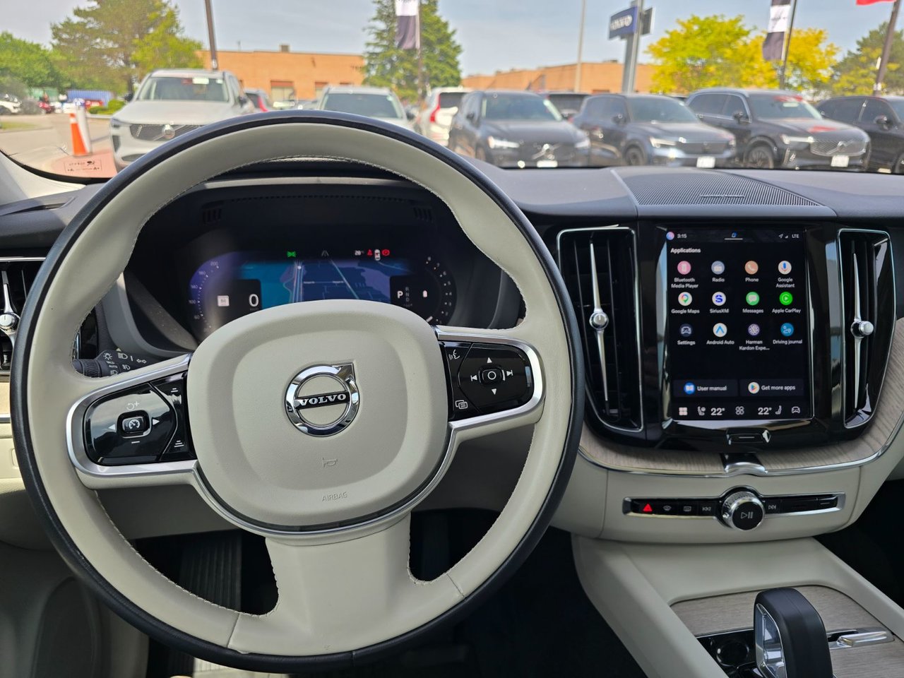2023 Volvo XC60 PLUS BRIGHT THEME-27