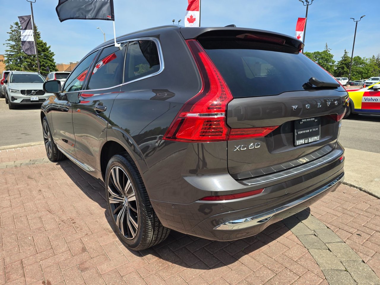 2023 Volvo XC60 PLUS BRIGHT THEME-11