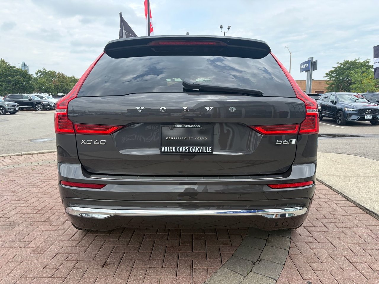 2023 Volvo XC60 ULTIMATE BRIGHT THEME-13
