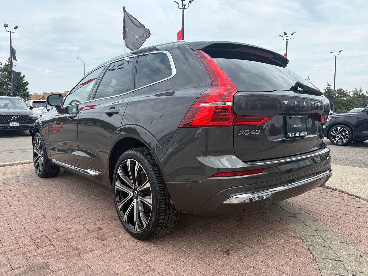 2023 Volvo XC60 ULTIMATE BRIGHT THEME-11