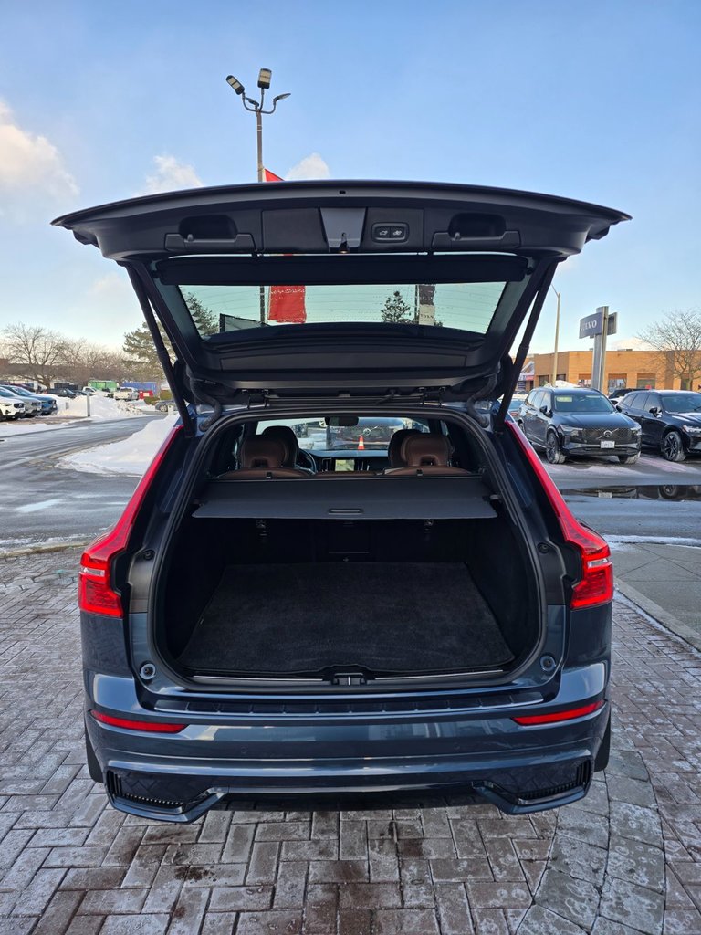2024 Volvo XC60 PLUS DARK THEME-15