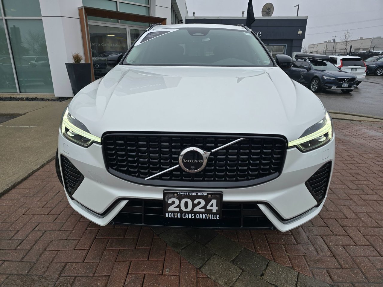 2024 Volvo XC60 PLUS DARK THEME-3