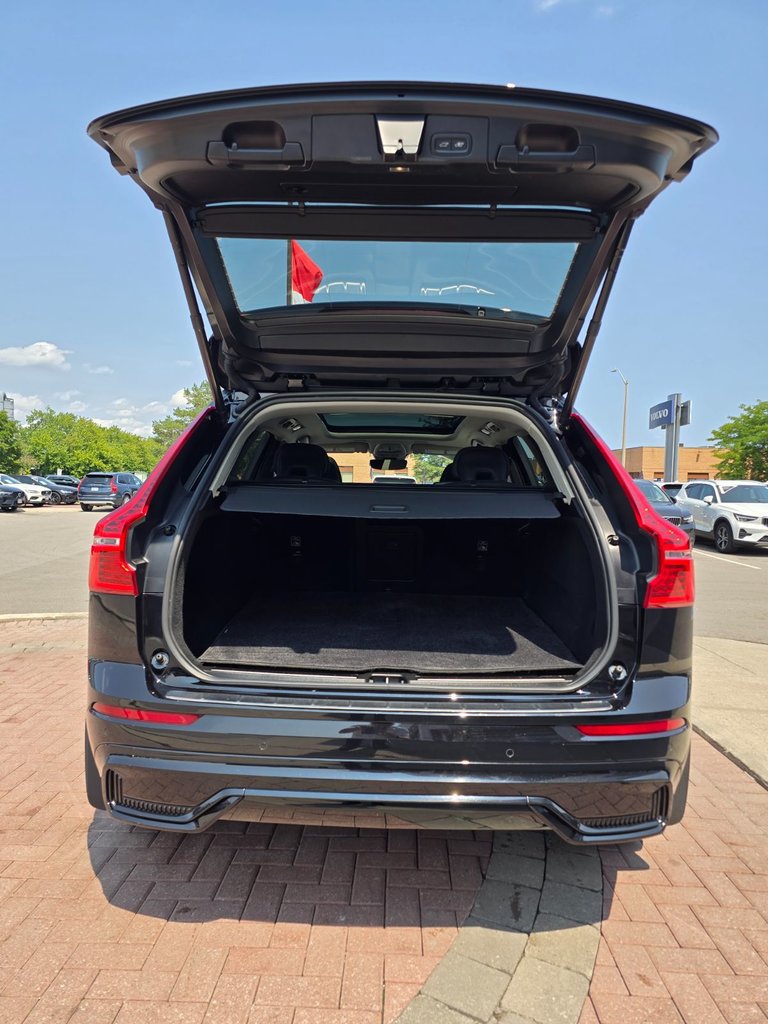 2024 Volvo XC60 PLUS DARK THEME-15