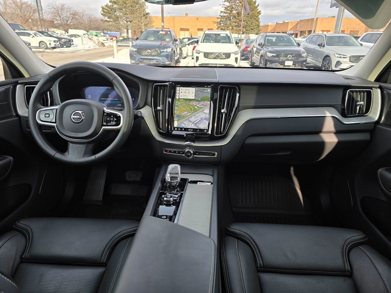 2025 Volvo XC60 ULTRA DARK THEME-4