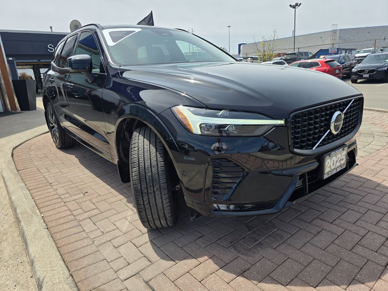 2025 Volvo XC60 PLUS DARK THEME-5