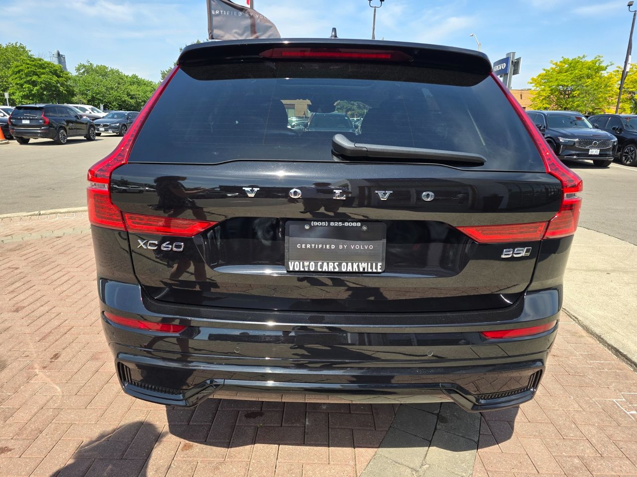 2025 Volvo XC60 PLUS DARK THEME-13