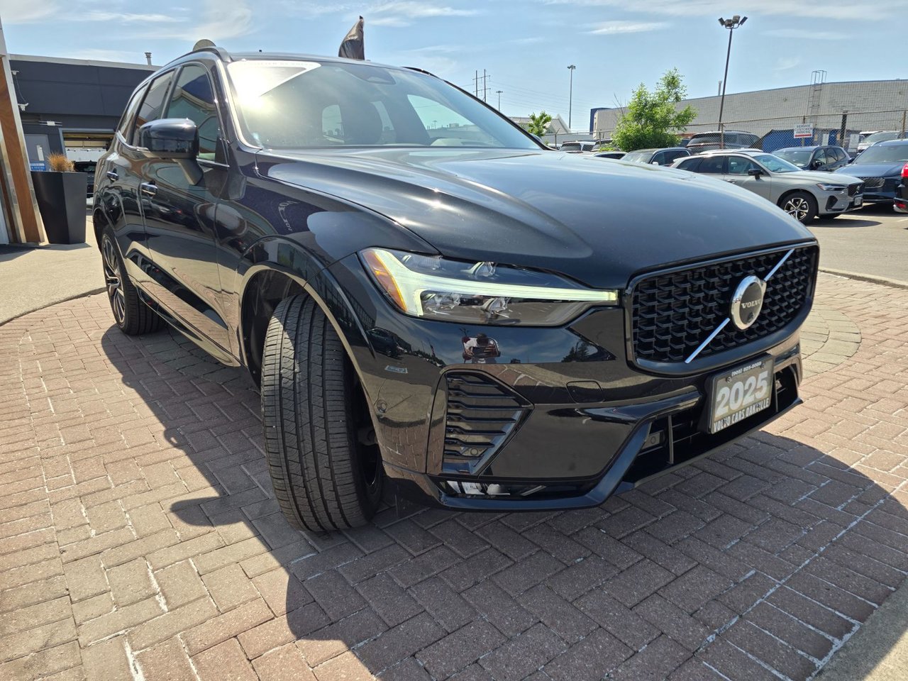 2025 Volvo XC60 PLUS DARK THEME-5