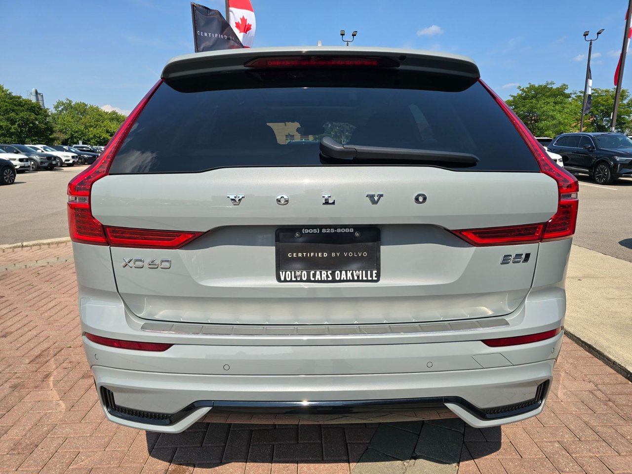 2025 Volvo XC60 PLUS DARK THEME-13