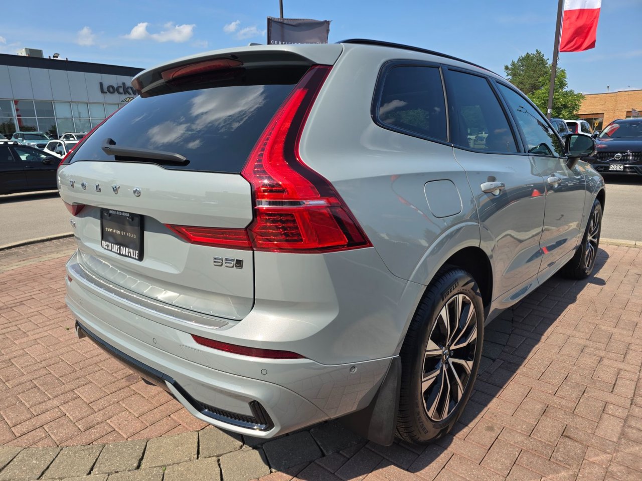 2025 Volvo XC60 PLUS DARK THEME-14