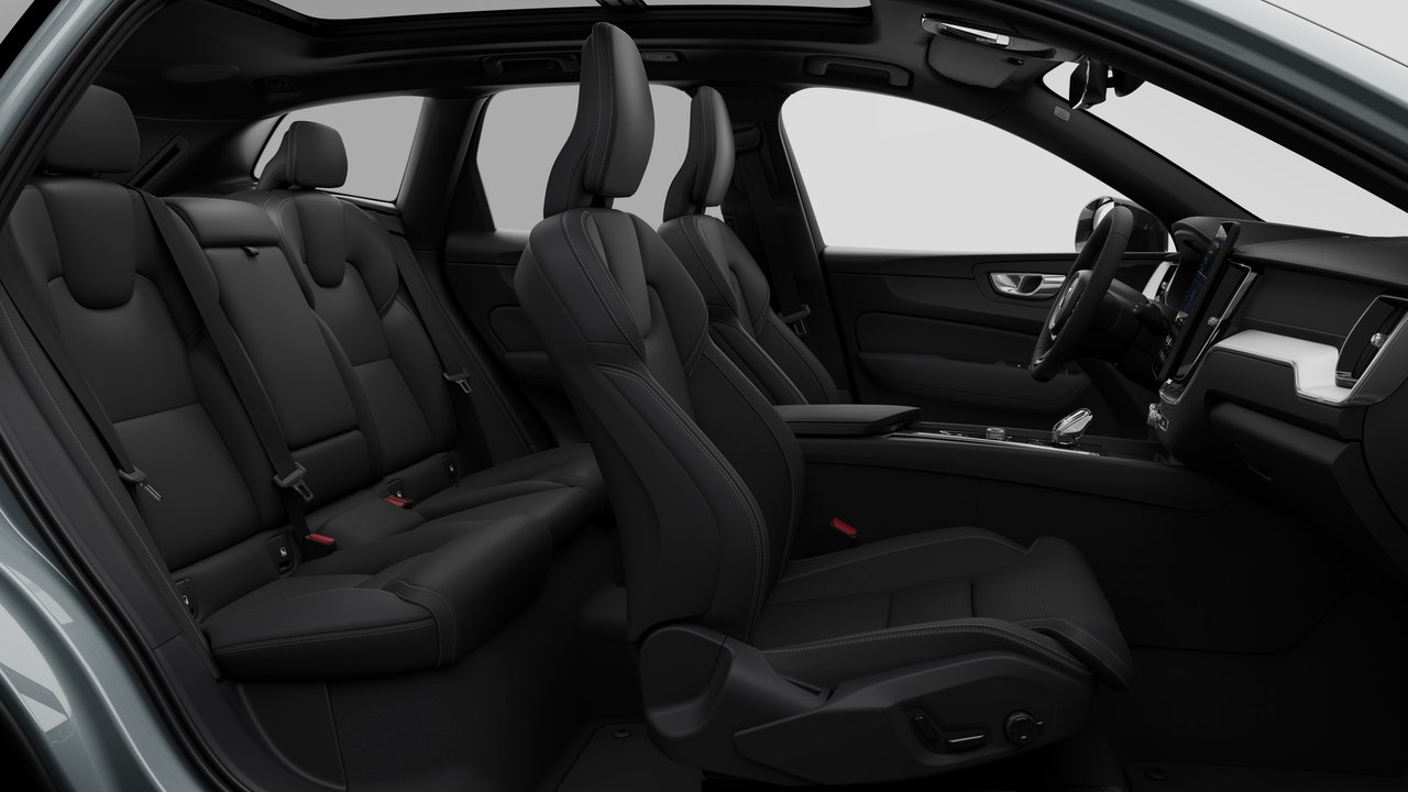 2026 Volvo XC60 Ultra Black Edition-12
