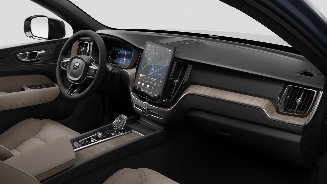 2026 Volvo XC60 Plus-9