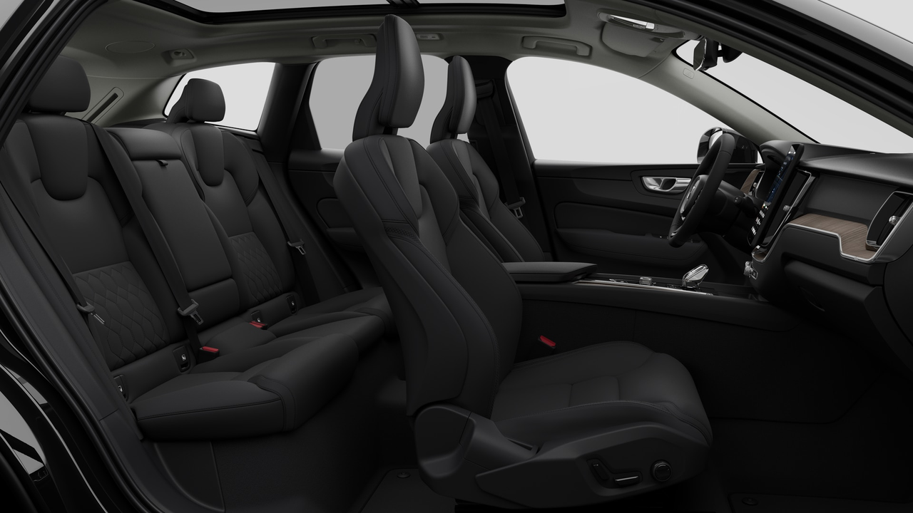 2027 Volvo XC60 Plus Dark Theme-12
