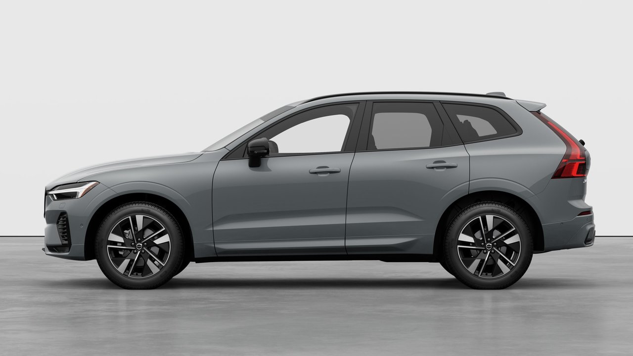 2027 Volvo XC60 Plus Dark Theme-7
