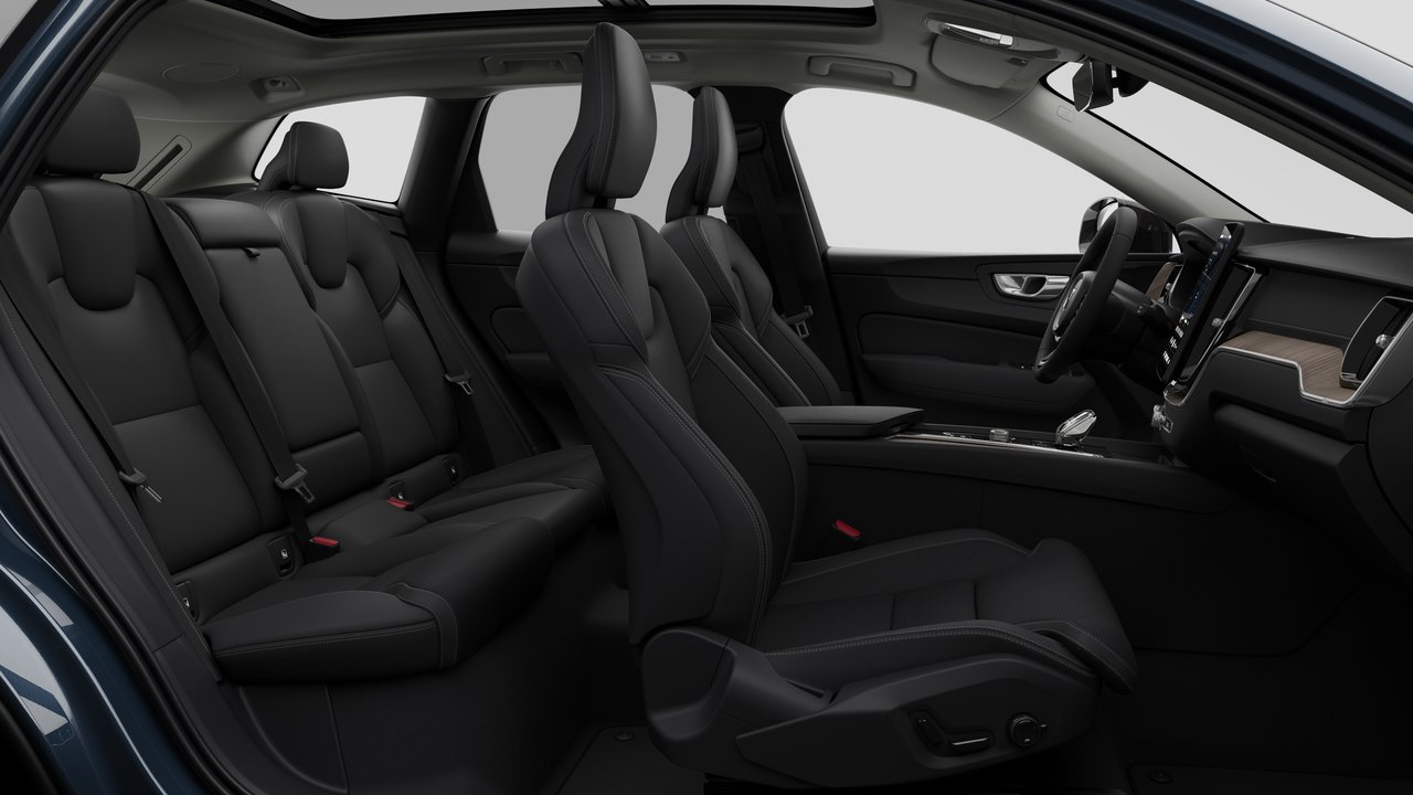 2027 Volvo XC60 Ultra (Dark Theme)-12