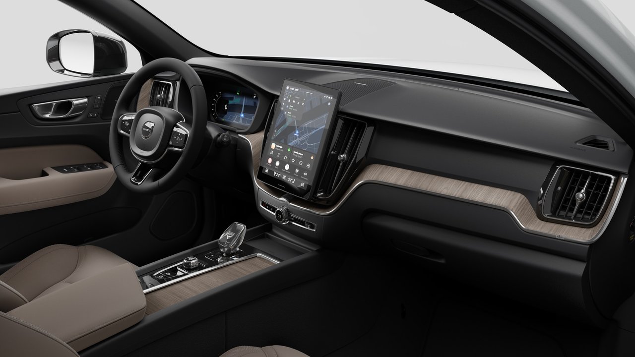 2027 Volvo XC60 Plus Dark Theme-9