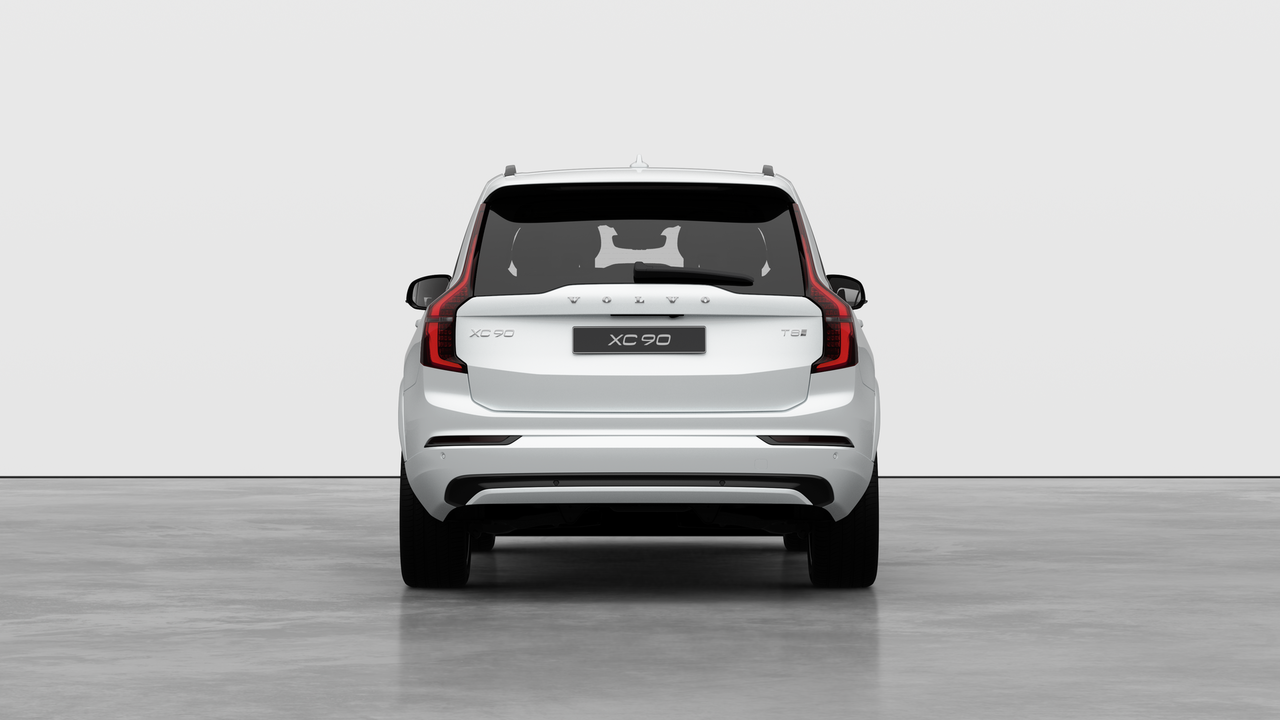 2026 Volvo XC90 Plug-in hybrid Plus 7-Seater (Dark Theme)-5