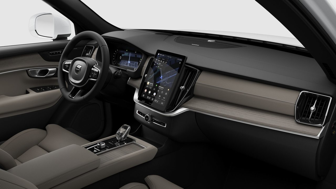 2026 Volvo XC90 Plug-In Hybrid Ultra Bright Theme-9