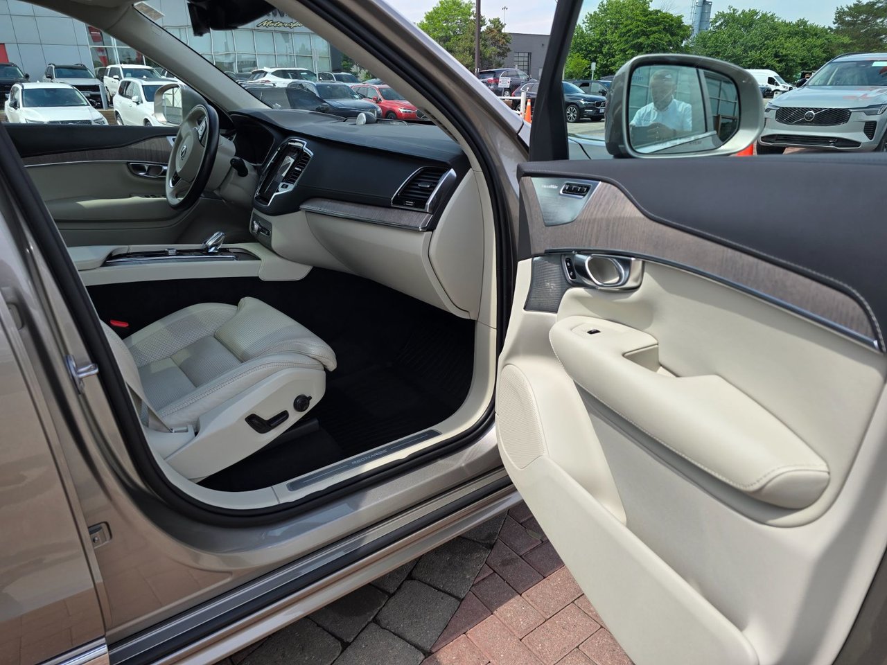 2022 Volvo XC90 RECHARGE INSCRIPTION-23