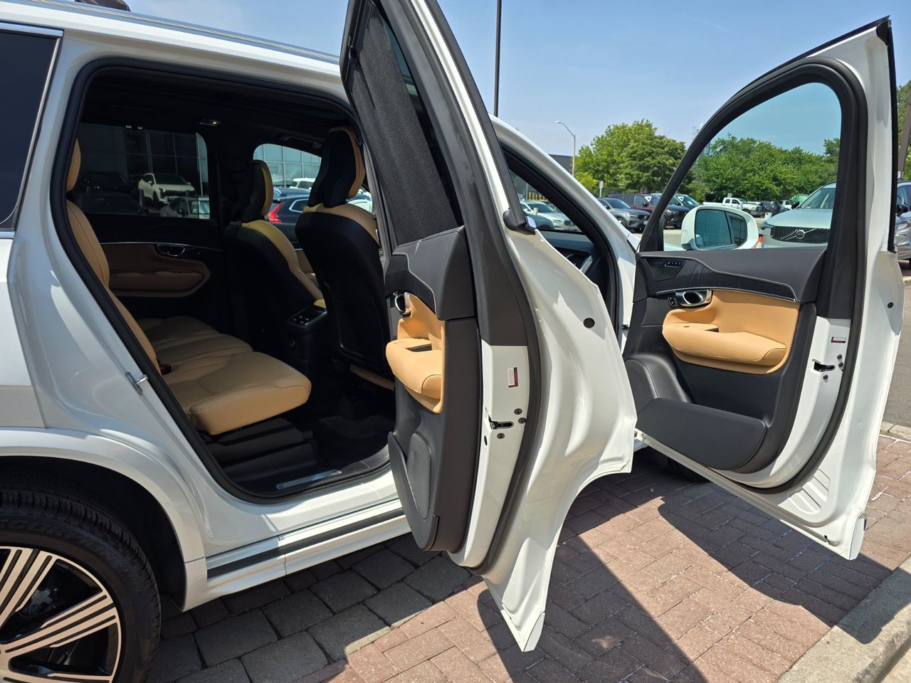 2022 Volvo XC90 RECHARGE INSCRIPTION-10