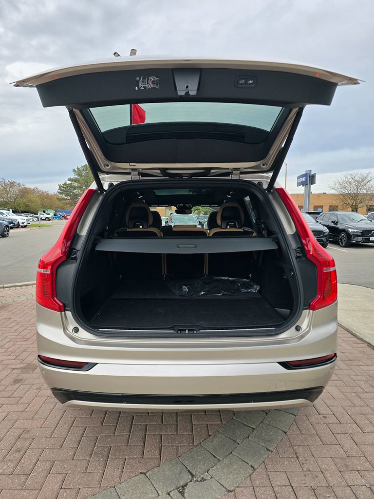 2023 Volvo XC90 RECHARGE ULTIMATE DARK THEME-16
