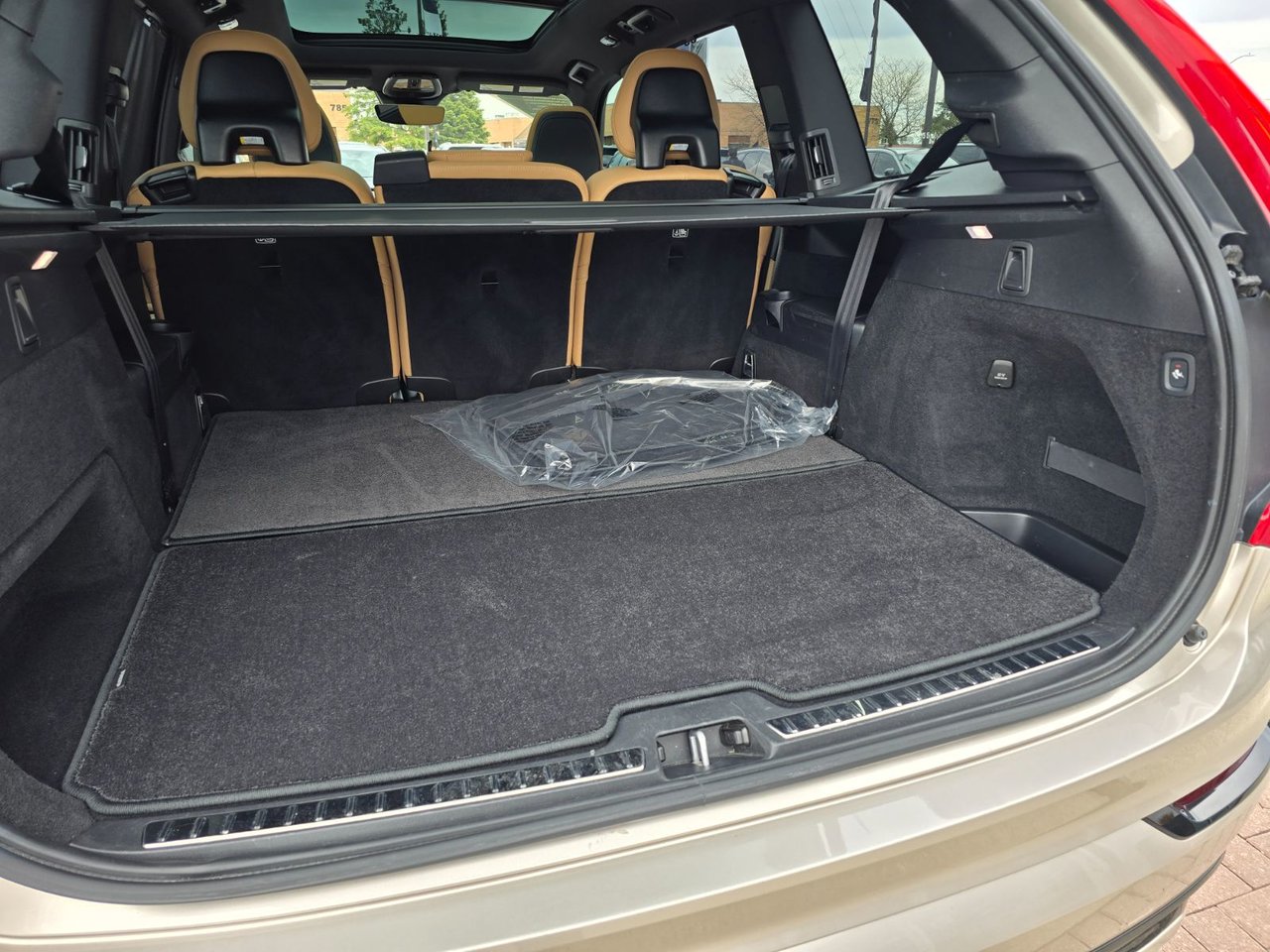 2023 Volvo XC90 RECHARGE ULTIMATE DARK THEME-18