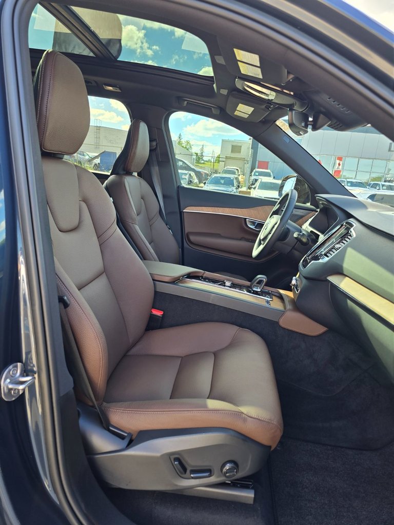 2023 Volvo XC90 RECHARGE PLUS DARK THEME-26