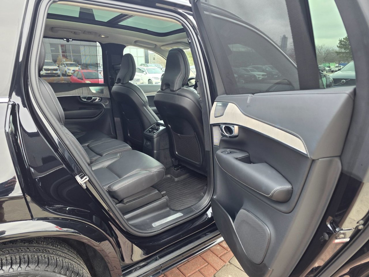 2024 Volvo XC90 RECHARGE ULTIMATE BRIGHT THEME-23