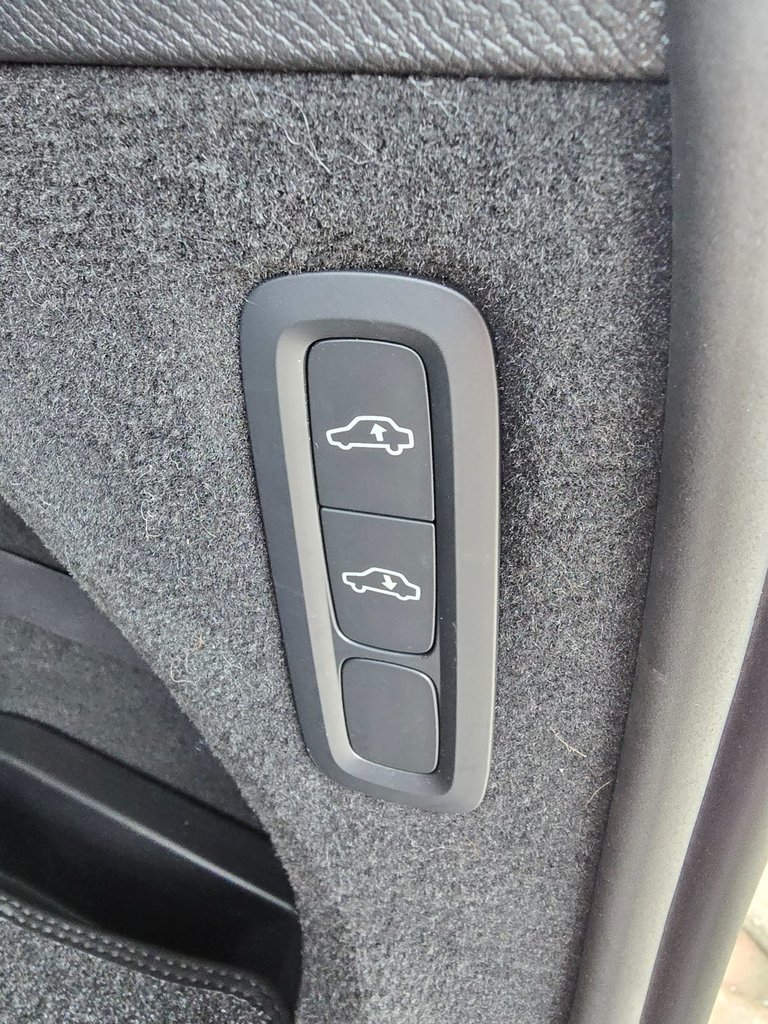 2024 Volvo XC90 RECHARGE ULTIMATE BRIGHT THEME-22