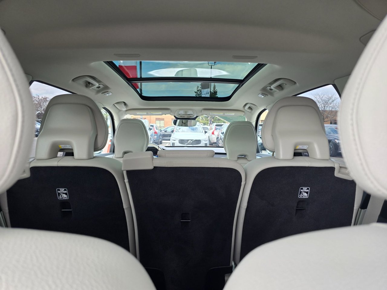 2024 Volvo XC90 RECHARGE PLUS BRIGHT THEME-6