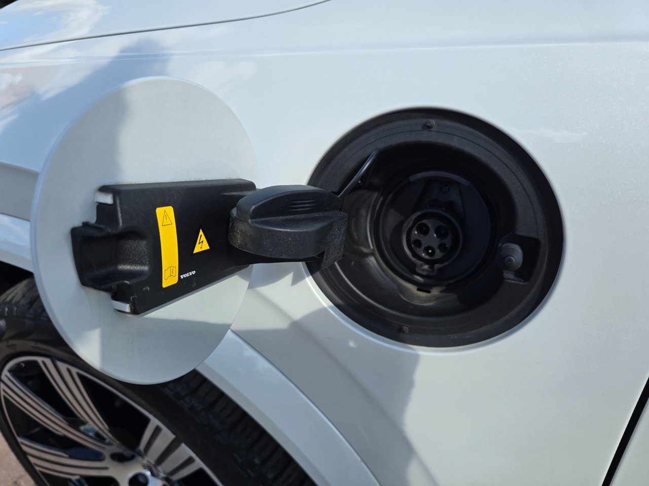 2024 Volvo XC90 RECHARGE ULTIMATE BRIGHT THEME-15
