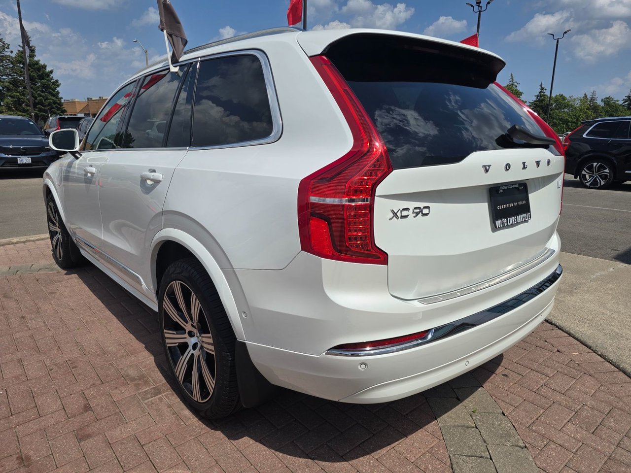 2024 Volvo XC90 RECHARGE PLUS BRIGHT THEME-11