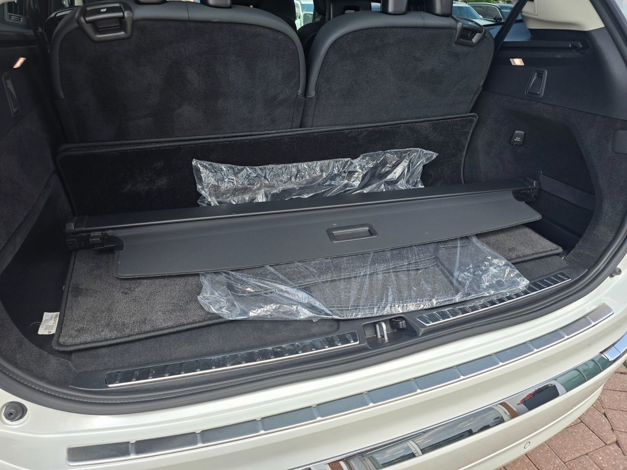 2024 Volvo XC90 RECHARGE PLUS BRIGHT THEME-19
