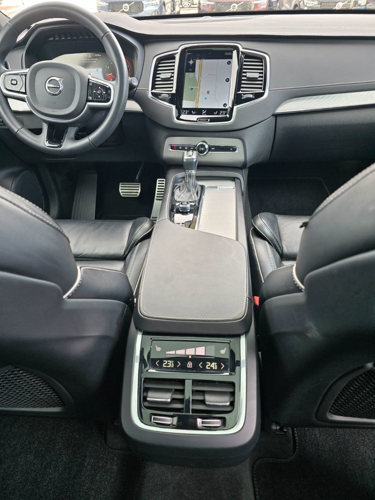 2022 Volvo XC90 R-DESIGN-22