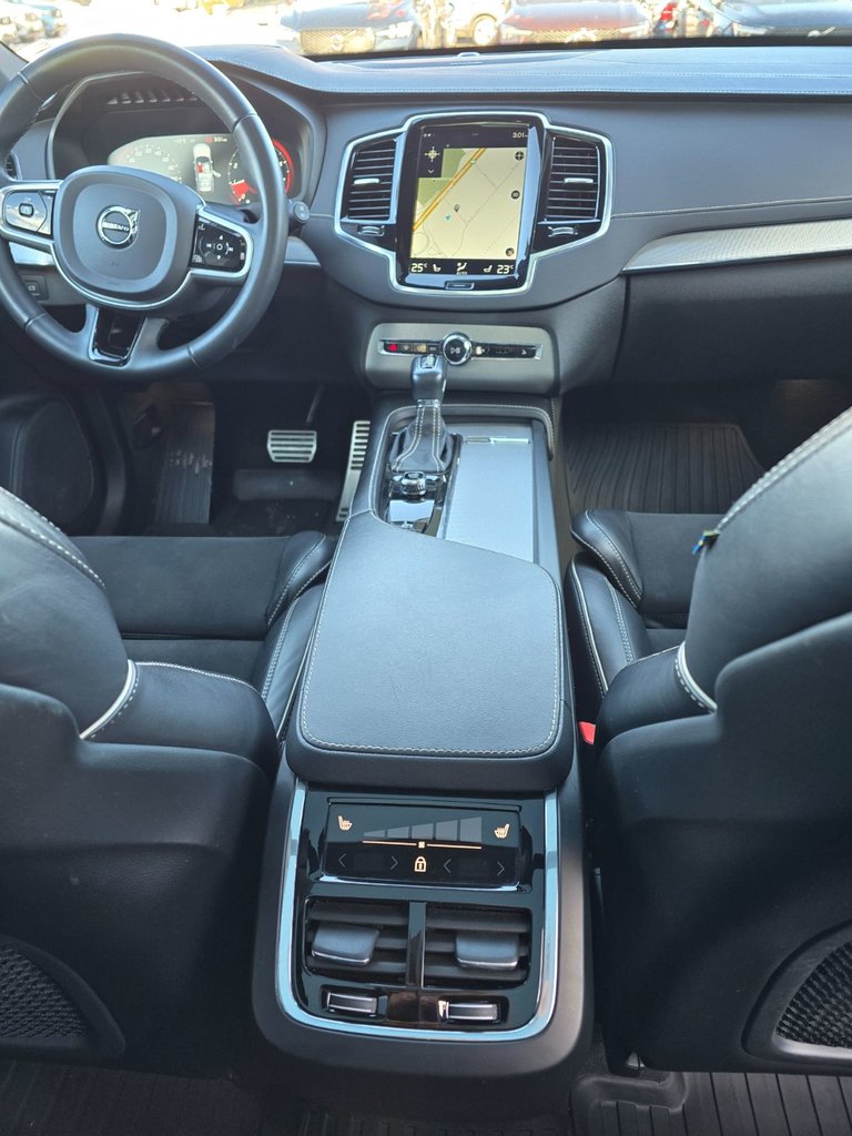 2022 Volvo XC90 R-DESIGN-22