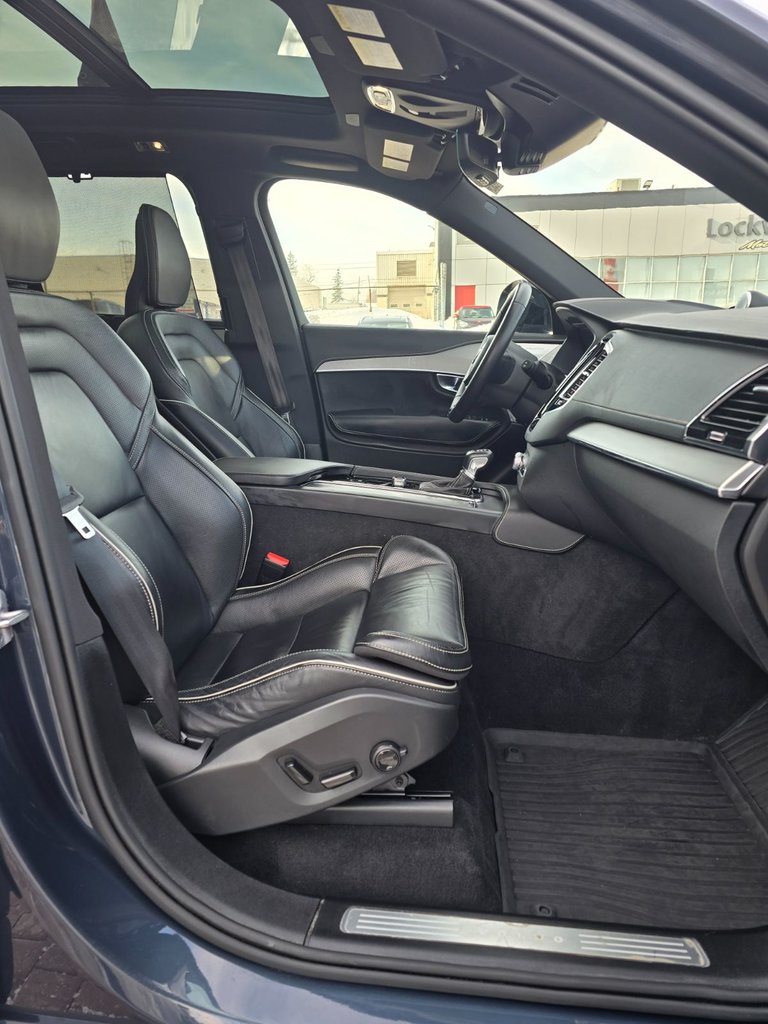 2022 Volvo XC90 R-DESIGN-26