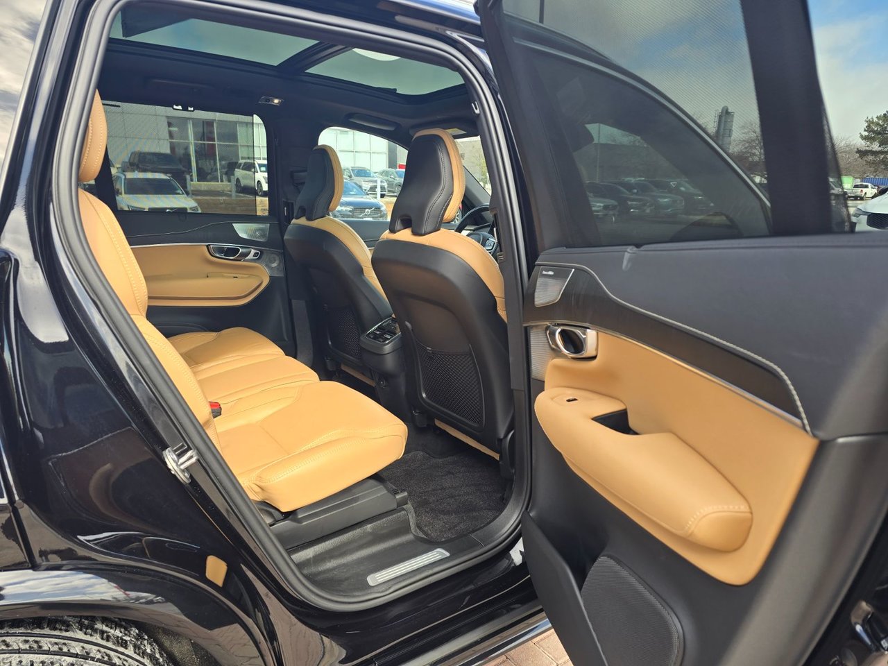 2022 Volvo XC90 INSCRIPTION-18