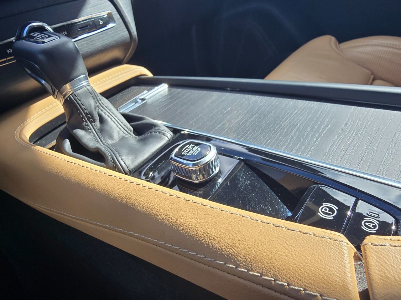 2022 Volvo XC90 INSCRIPTION-30