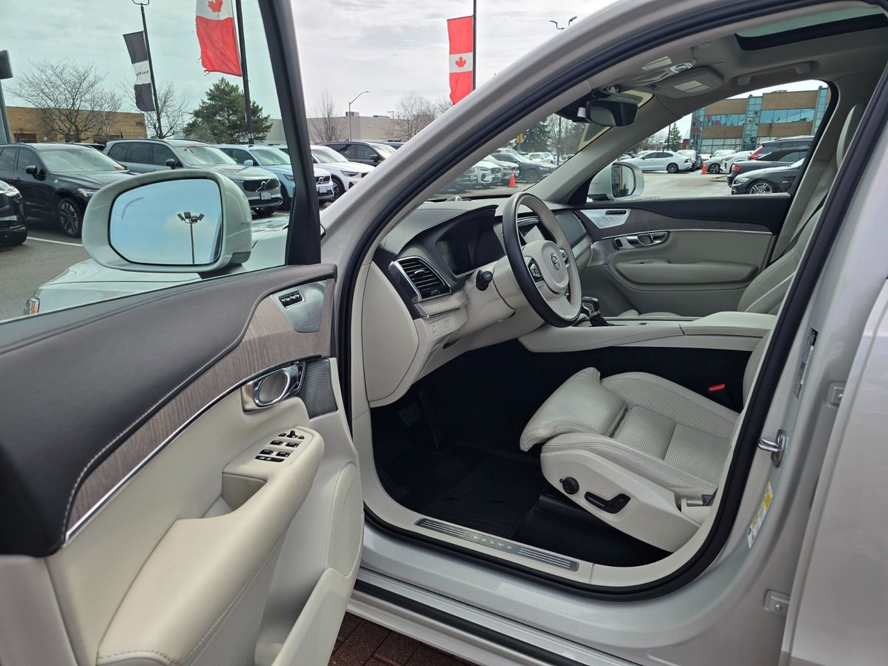 2022 Volvo XC90 INSCRIPTION-12