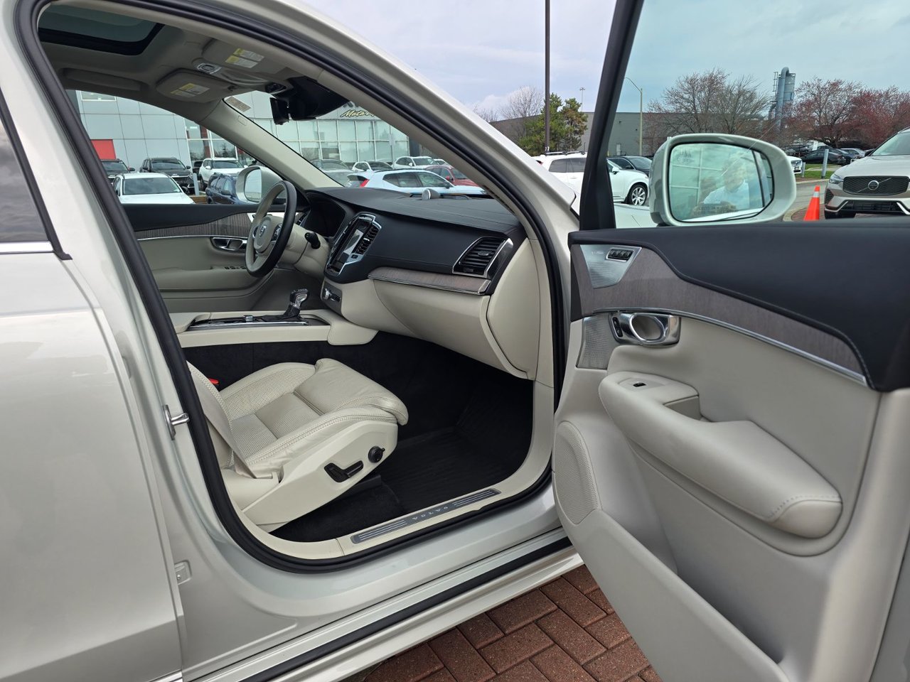 2022 Volvo XC90 INSCRIPTION-23
