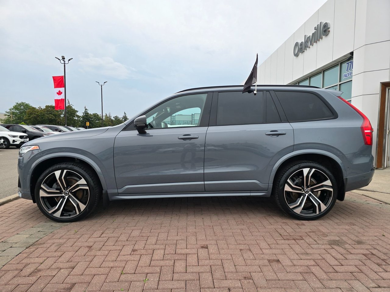2022 Volvo XC90 R-DESIGN-9