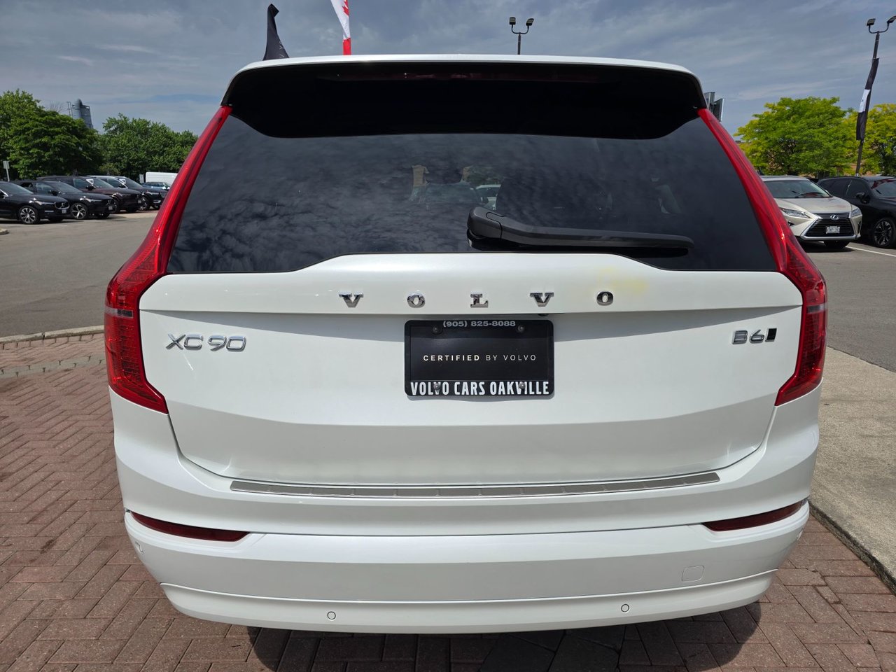 2023 Volvo XC90 CORE-13