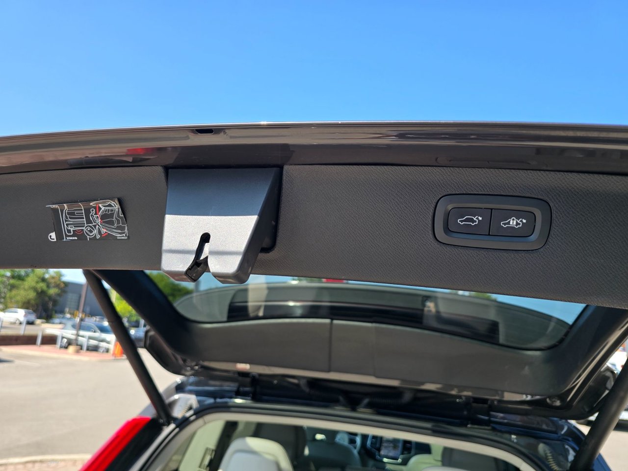 2024 Volvo XC90 PLUS BRIGHT THEME-16