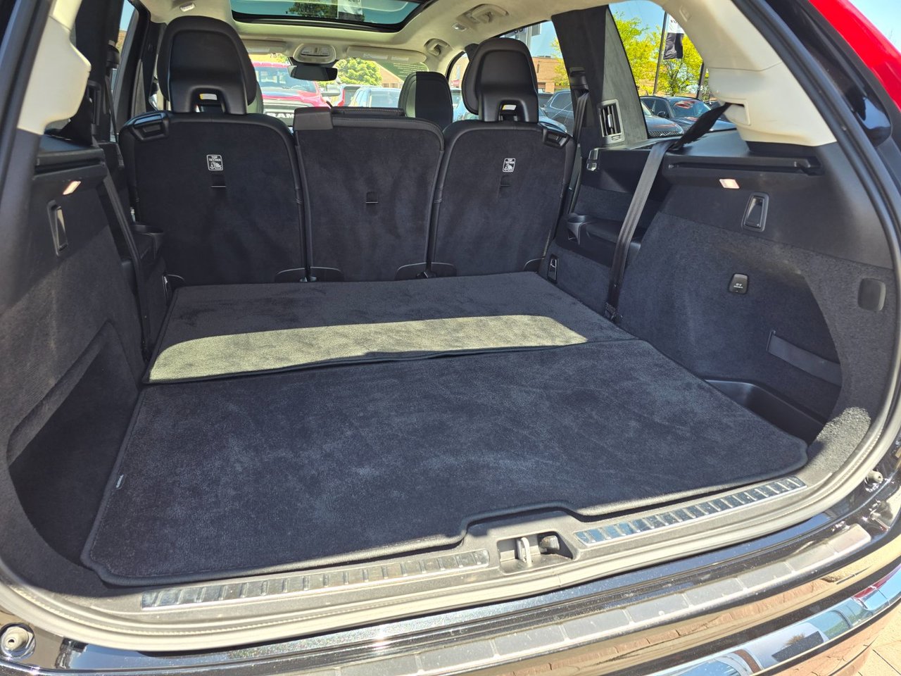 2024 Volvo XC90 ULTIMATE BRIGHT THEME-17