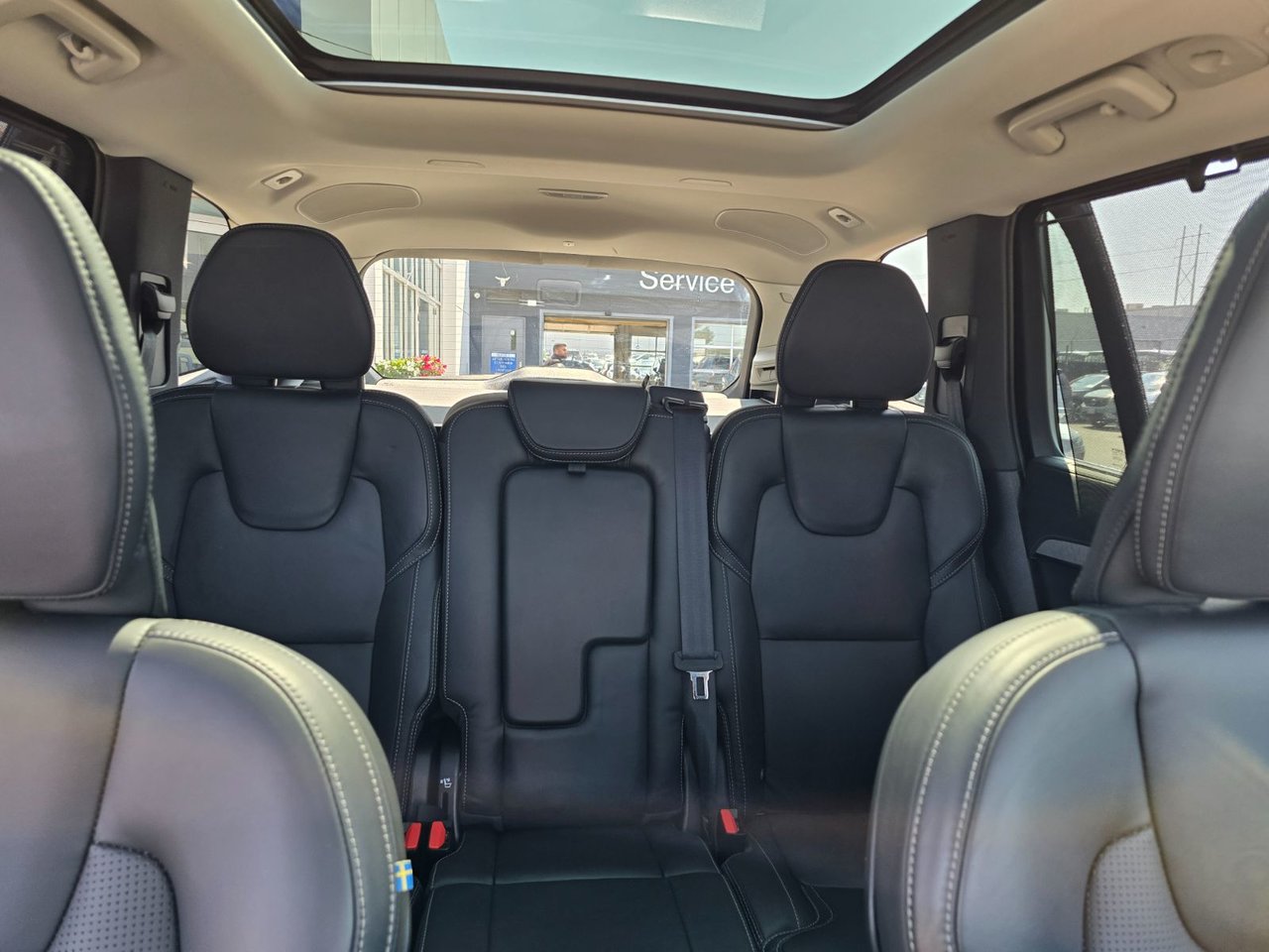 2025 Volvo XC90 ULTRA BRIGHT THEME-8