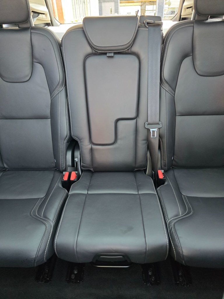 2025 Volvo XC90 ULTRA BRIGHT THEME-25