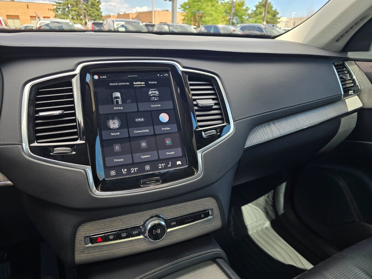 2025 Volvo XC90 ULTRA BRIGHT THEME-32